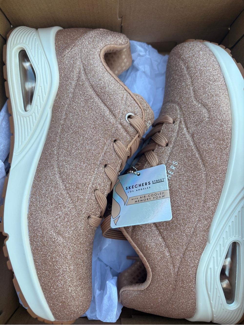 Skechers Street Air-Cooled Memory Foam Sneakers ✨
Rose Gold Glitter | Size 9 👟